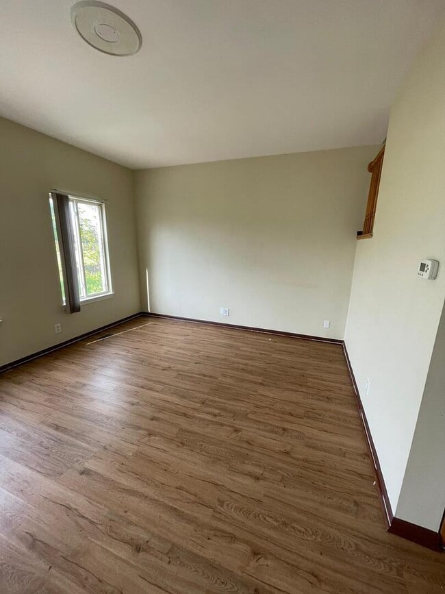 Building Photo - 14238 S Newberg Ct