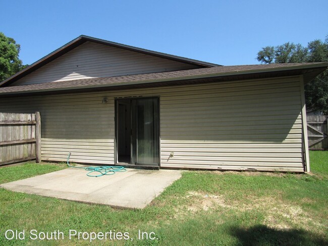 Building Photo - 2 br, 2 bath House - 5521 Woodsman Court