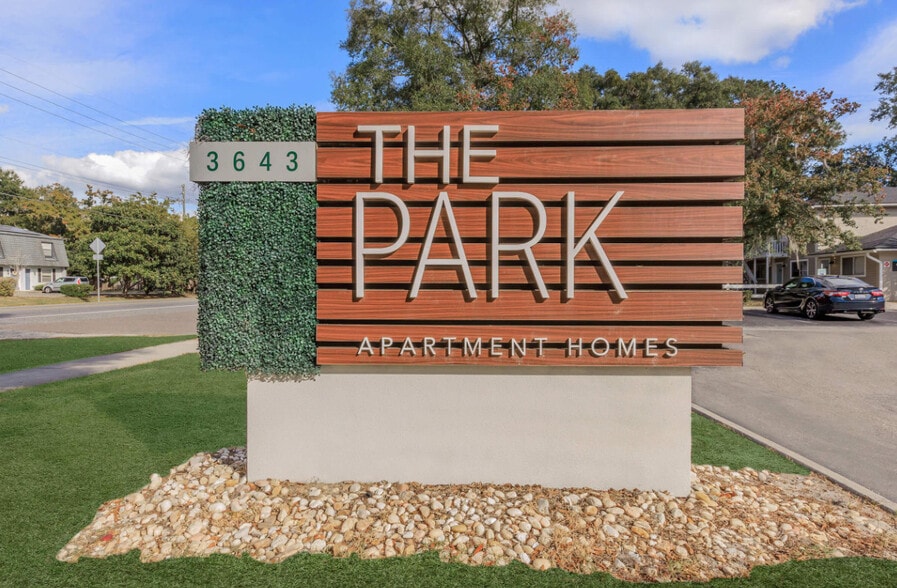 Building Photo - The Park Apartments