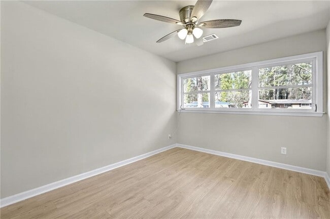 Building Photo - 1963 Shepherd Cir SW