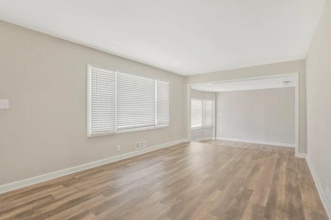 Building Photo - 2582 Hatfield Cir SE