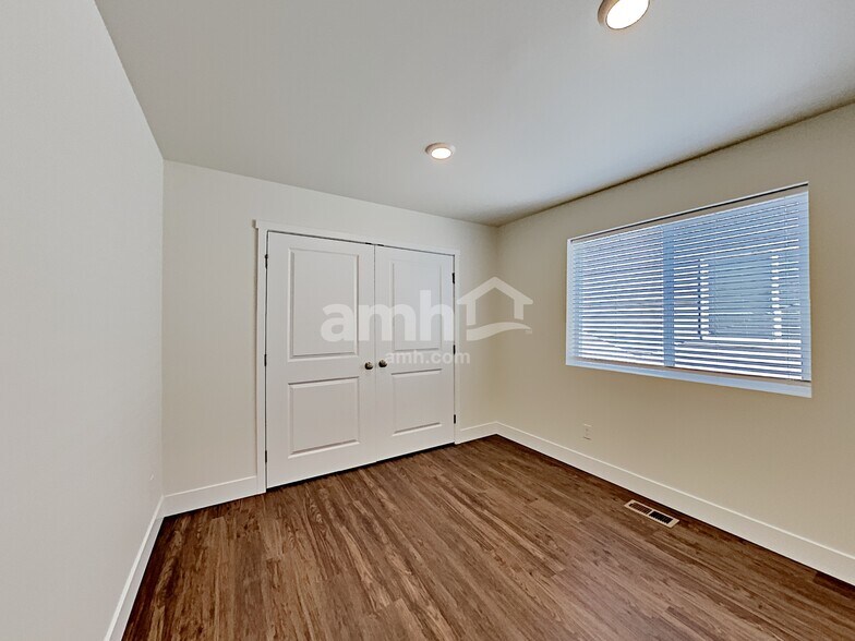 Building Photo - 12718 81st Avenue Court East