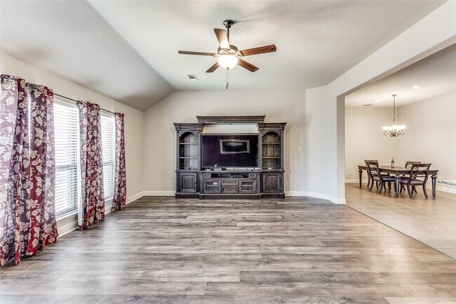 Building Photo - 11909 Hassop Ln