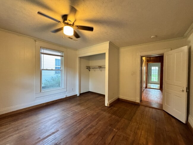 Building Photo - 617 Hiawassee Ave