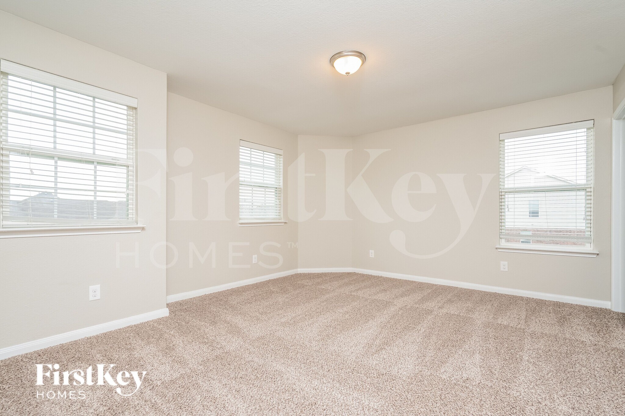Building Photo - 3014 Flowering Springs Dr