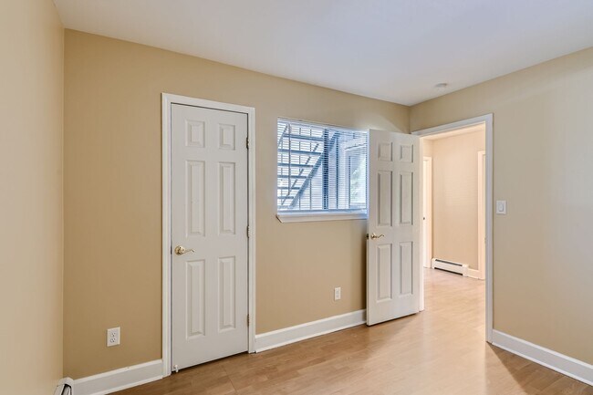 Building Photo - 705 E Drake Road Q21, Fort Collins, CO 80525