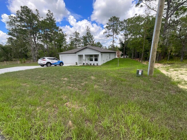 Building Photo - Citrus Springs - Welcome Home