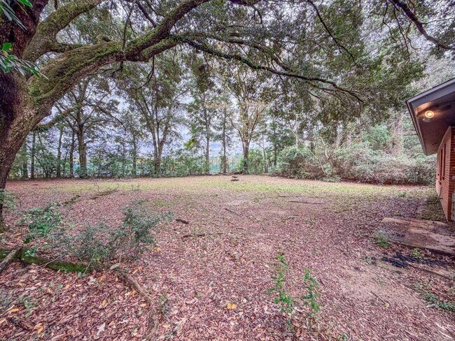 Building Photo - 5301 E David Langan Dr