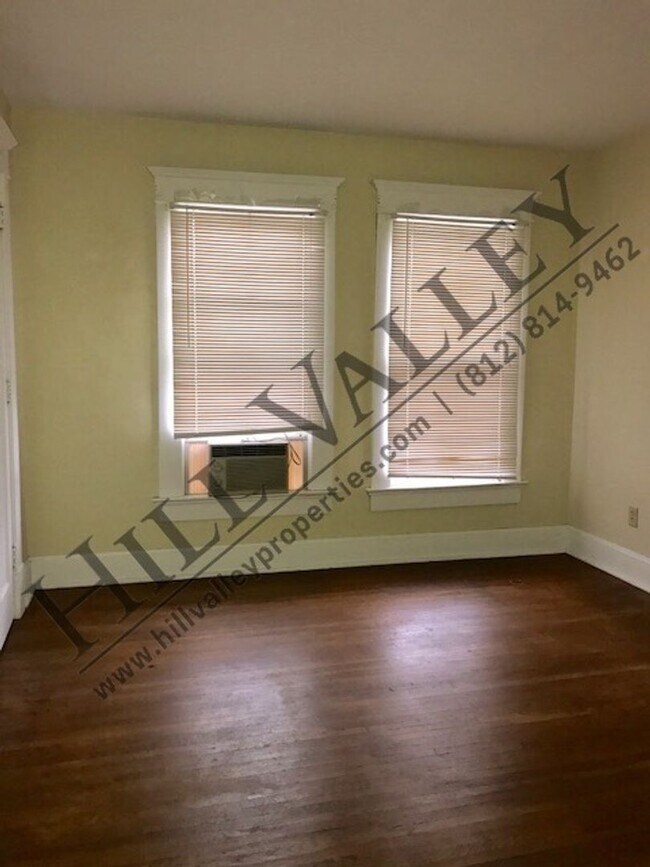 Building Photo - 1623-1623 1/2 Ohio St