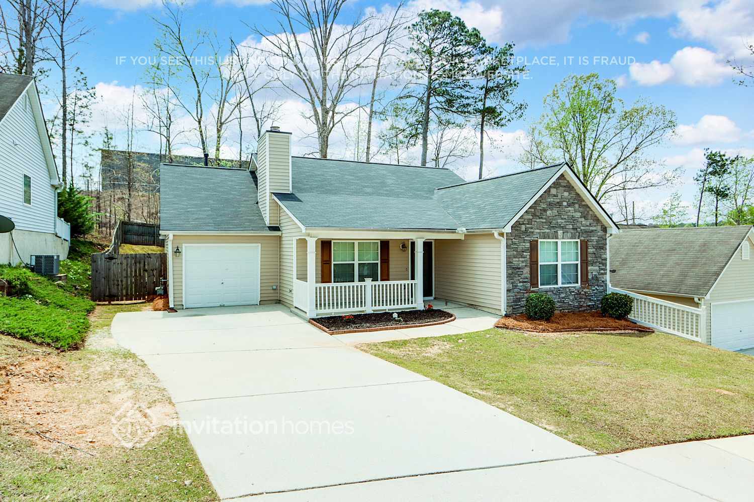 Building Photo - 5000 Buckeye Pl