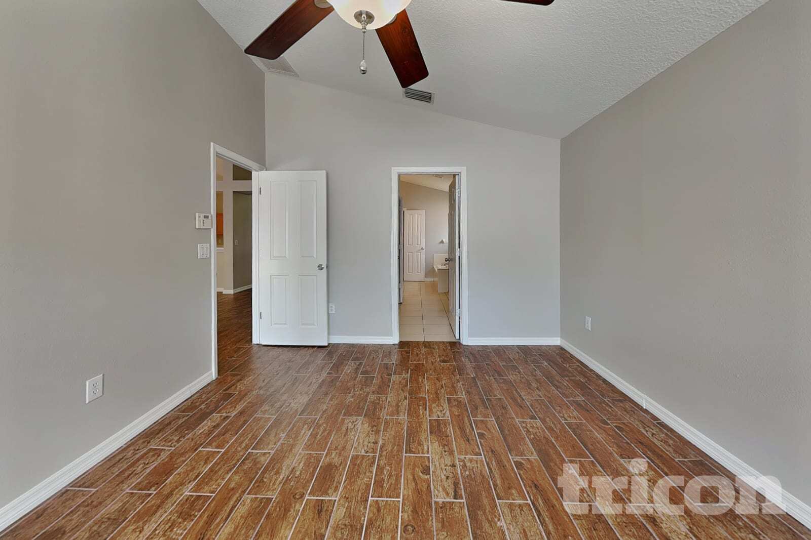 Building Photo - 6816 Monarch Park Dr