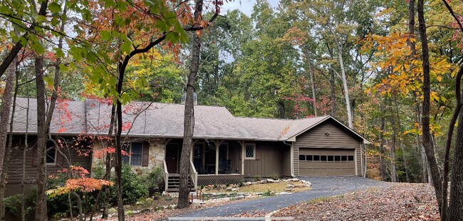 Building Photo - 973 Quail Cove Dr