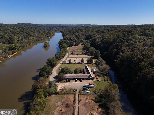 Building Photo - 80 Cliffcreek Trce NE
