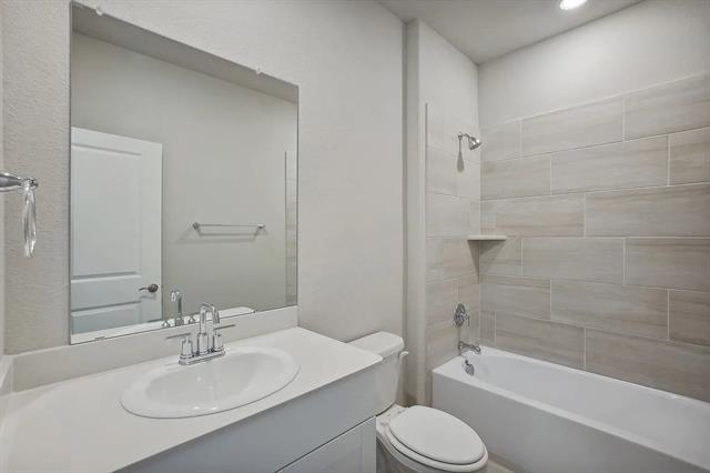 Building Photo - 510 Regency Trail