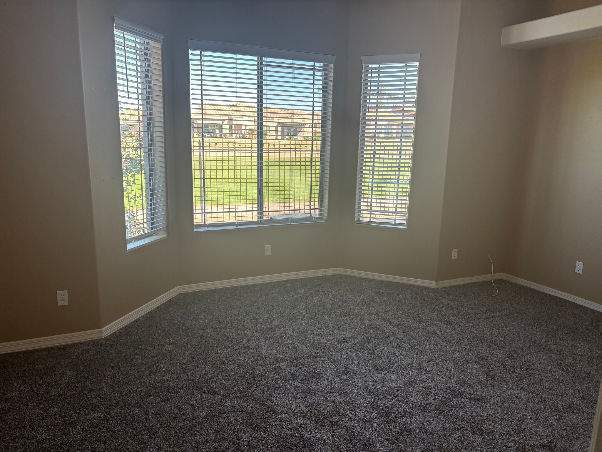 Building Photo - 6202 E McKellips Rd