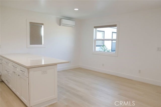Building Photo - 262 Loma Ave