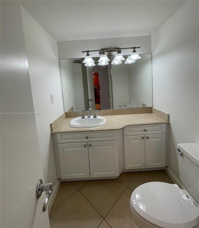 Building Photo - 1865 Brickell Ave