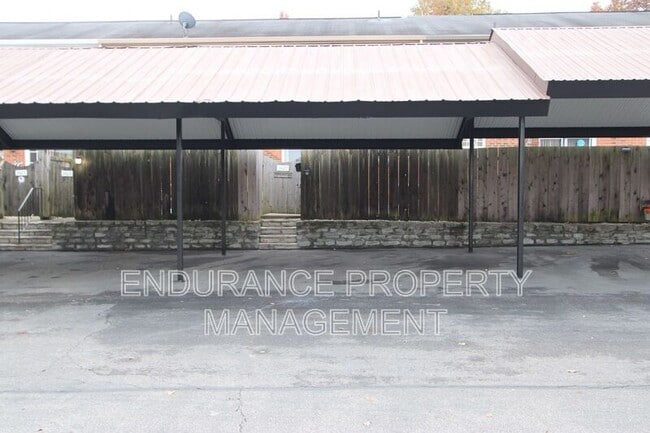 Building Photo - 3427 Sunbury Ln