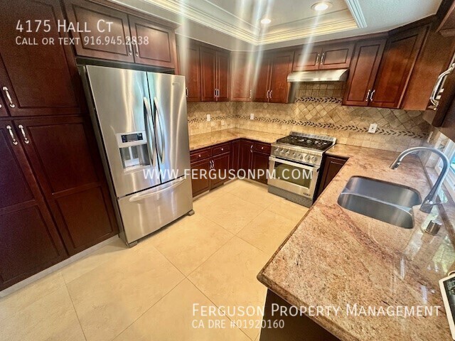 Building Photo - 4175 Hall Ct