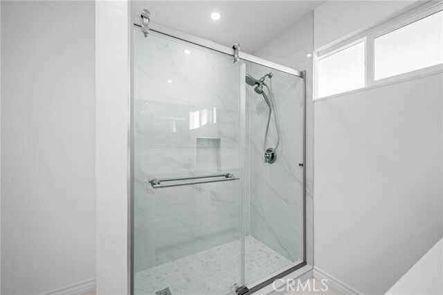 Building Photo - 685 Rim Rd