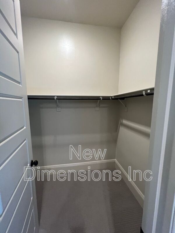 Building Photo - 307 Marewood Ct