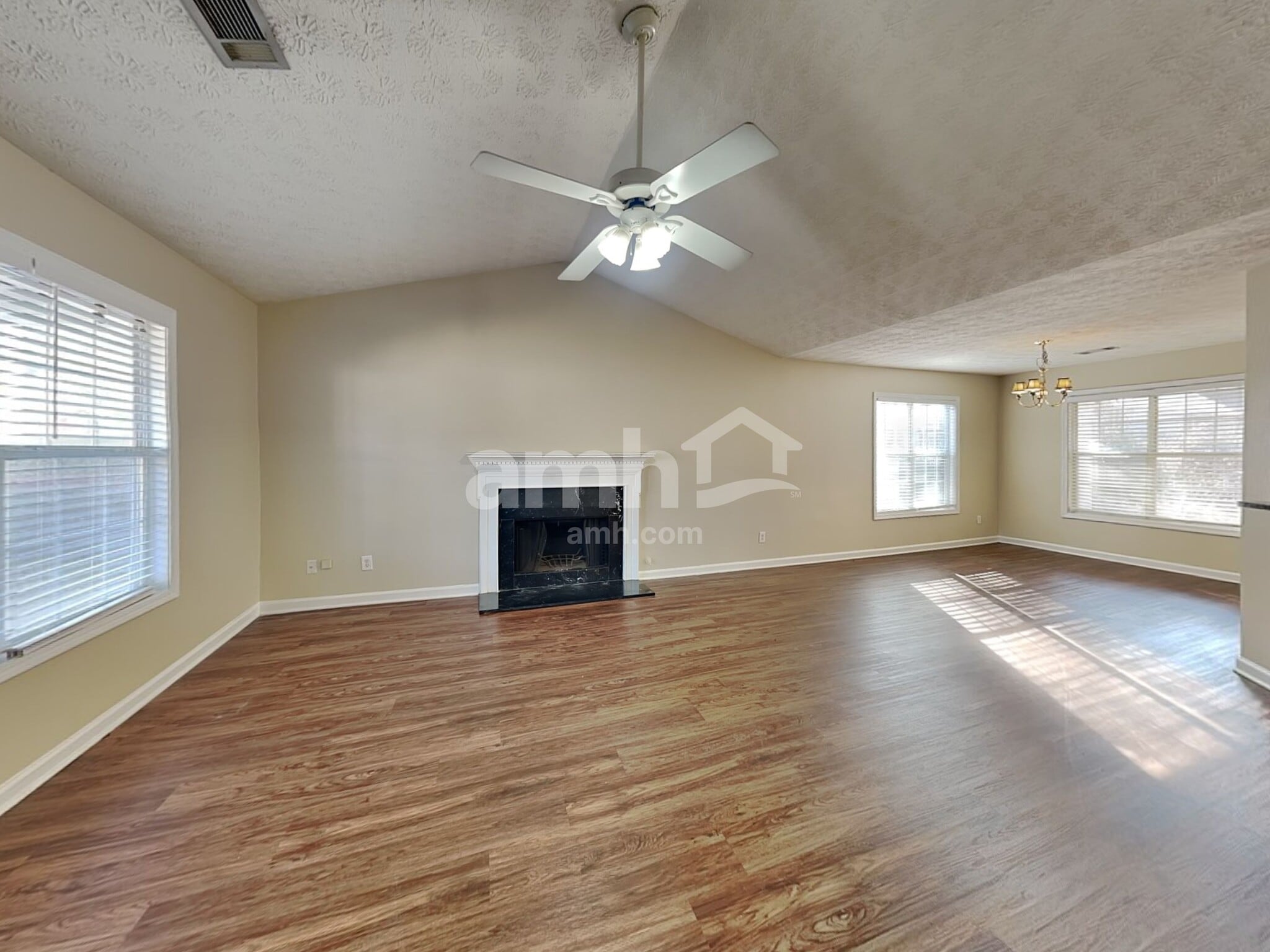 Building Photo - 805 Chatham Park Dr