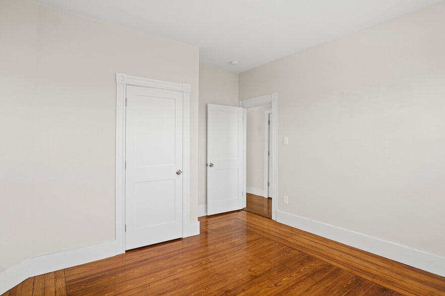 Building Photo - 12 Redfield St