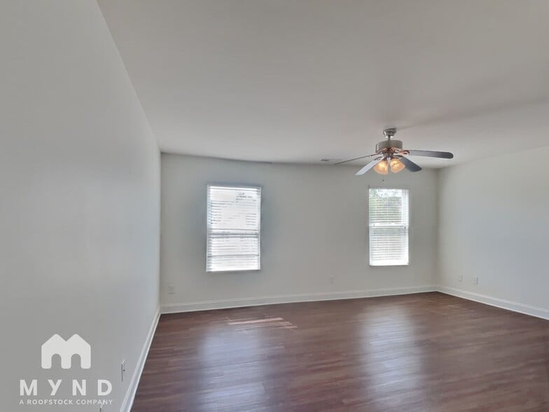 Building Photo - 3602 Exbury Gardens Dr