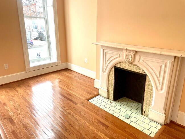 Building Photo - 2029 St Paul St