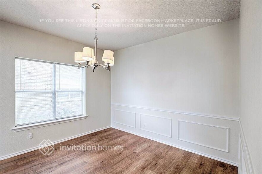 Building Photo - 2259 Meadowstone Dr