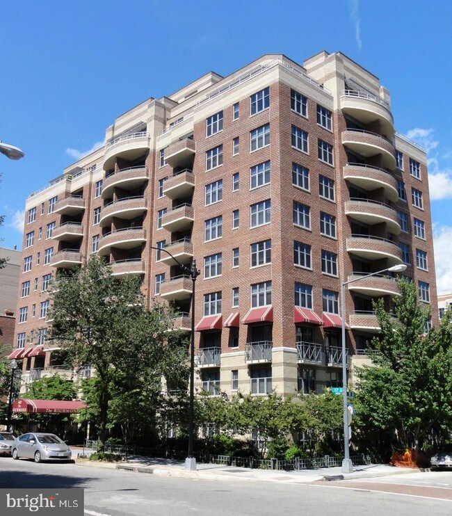 Building Photo - 1401 17th St NW