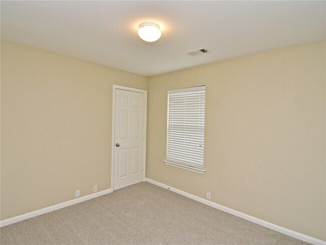 Building Photo - 3323 Alexander Valley Cove
