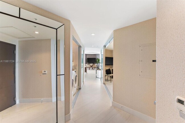 Building Photo - 17111 Biscayne Blvd