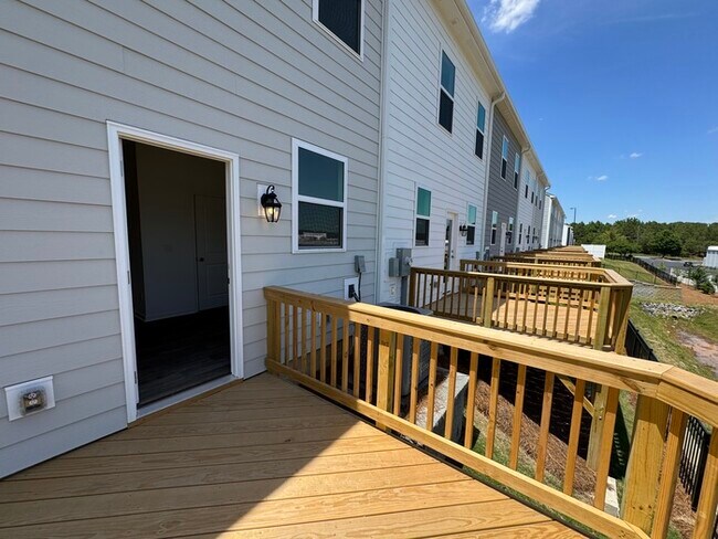 Building Photo - New construction! Three bedroom townhome off Poplar Tent Rd