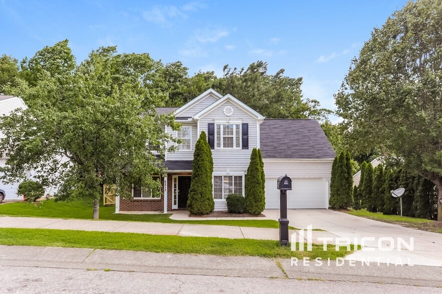 Primary Photo - 4213 Ivy Hill Rd