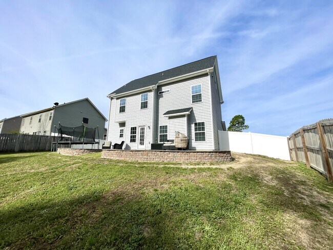 Building Photo - 126 Watchmen Ln