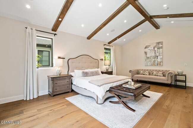 Building Photo - 12727 Landale St