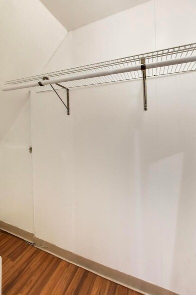 Building Photo - 5150 W Carmen Ave