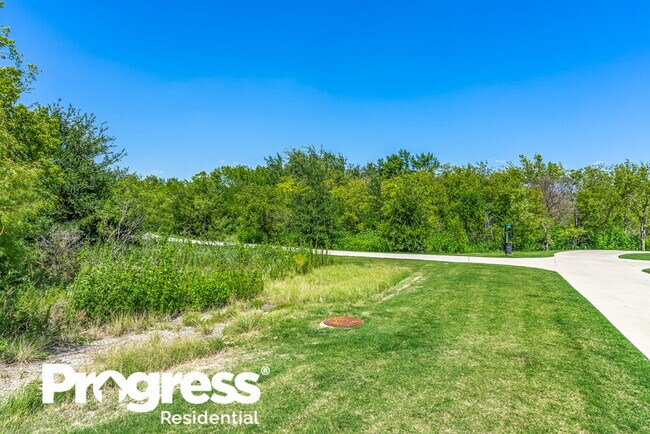 Building Photo - 2304 Eagle Mountain Dr