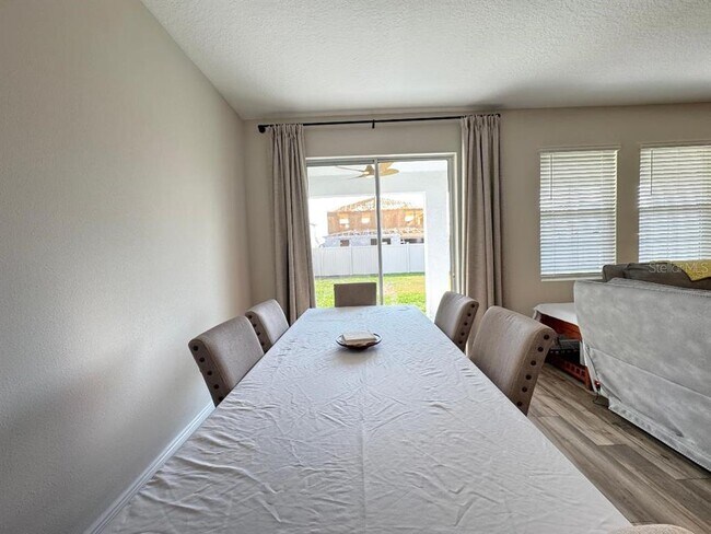 Building Photo - 10353 Fieldstone Myrtle Wy