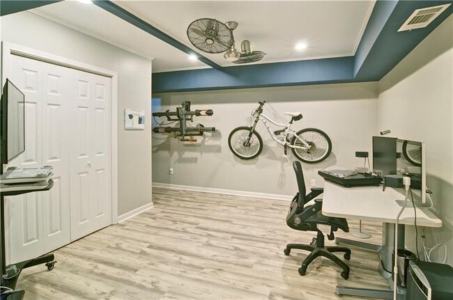 Building Photo - 4060 Merritt Dr