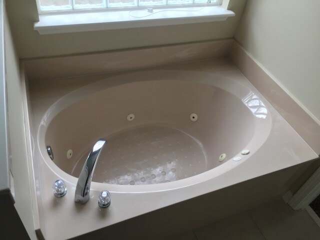 Building Photo - 6285 Pendragon Pl