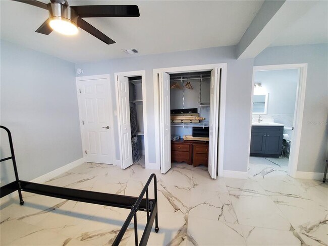 Building Photo - 4119 W Nassau St