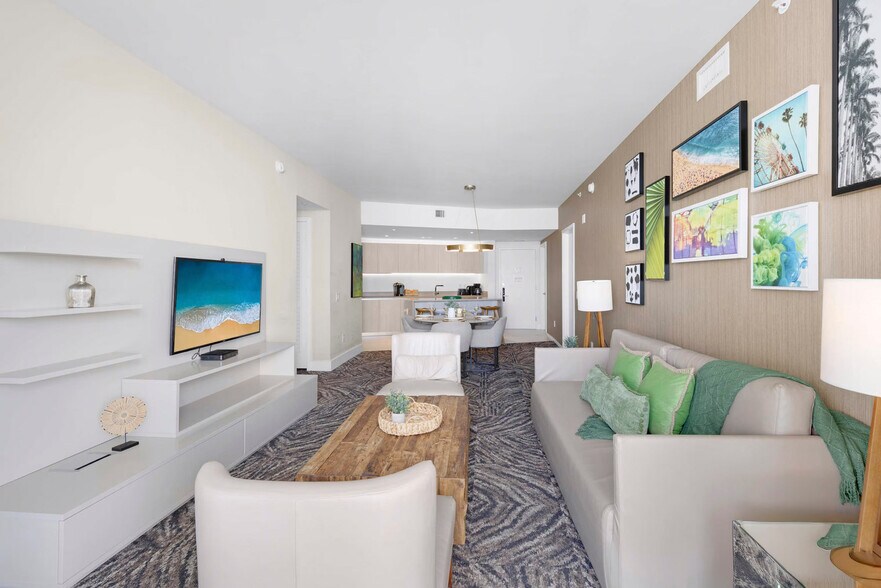 Building Photo - 4111 S Ocean Dr