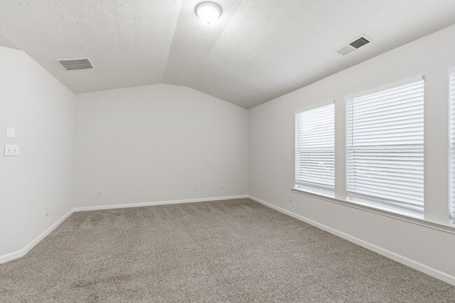 Building Photo - !!!MOVE-IN SPECIAL!!! Enjoy $1,200 FREE RENT when you lease with us! Apply today before this offe...