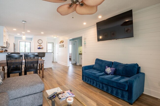 Building Photo - Ocean Dunes 1505 @ 1505 Sand Dollar Ct