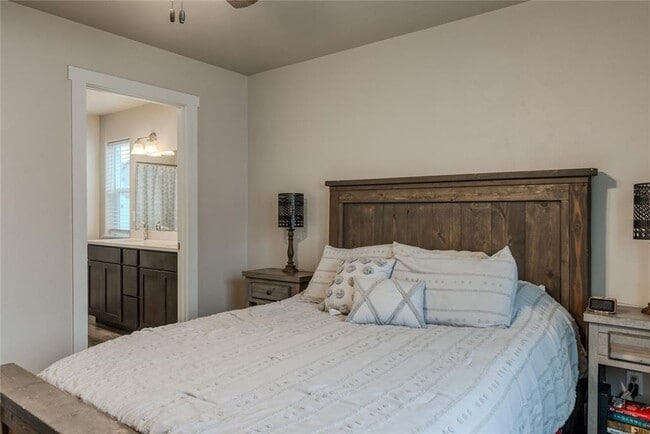 Building Photo - Beautiful Kalispell Home