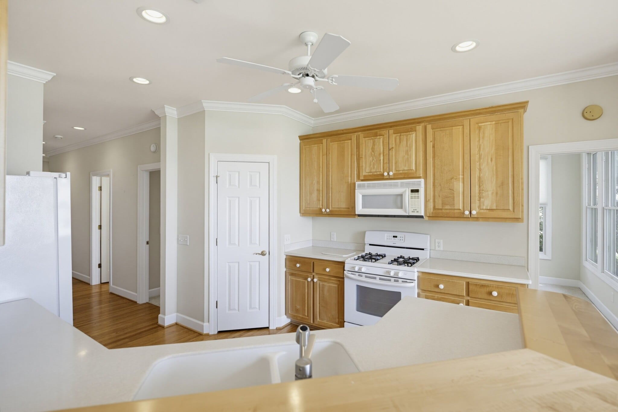 Building Photo - 371 Cottage Farm Dr
