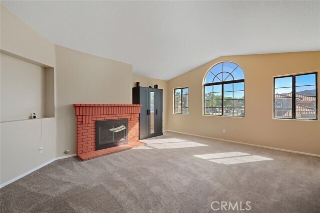 Building Photo - 325 Rainbow Terrace