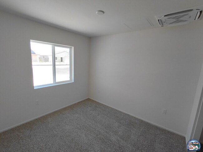 Building Photo - 475 Palomino Ct